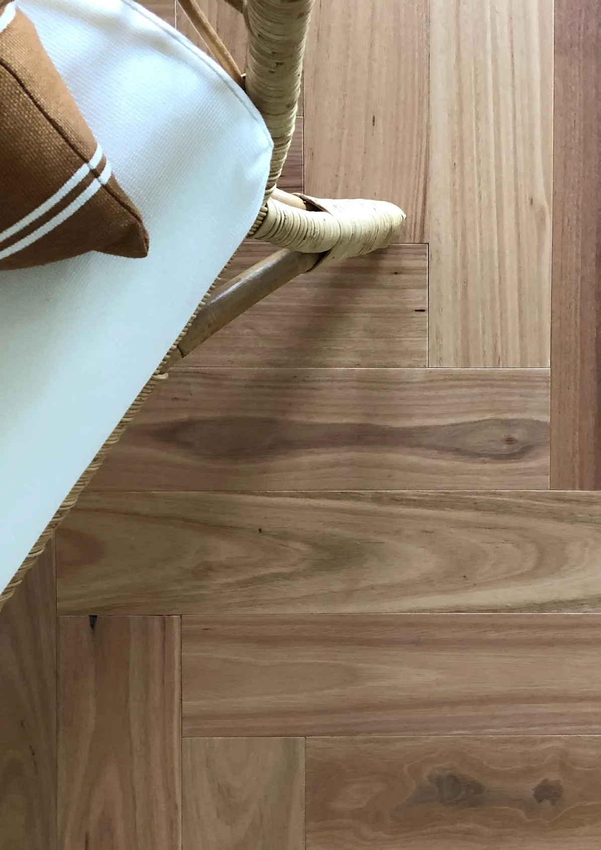 Australian Native Optimise Herringbone